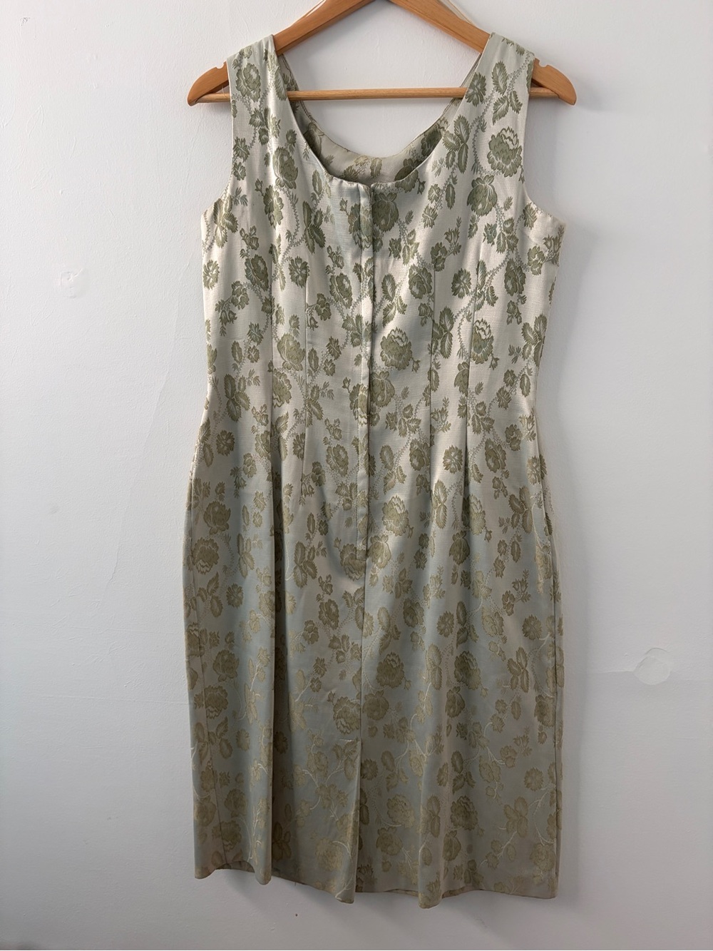 Elegant Vintage 50-60s Olive Jacquard Two-Piece Dress with Wide Collar - Picture 9 of 12